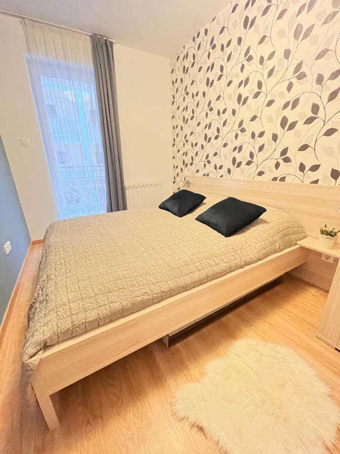 Corvin Pearl Deluxe Apartment Budapest Bagian luar foto