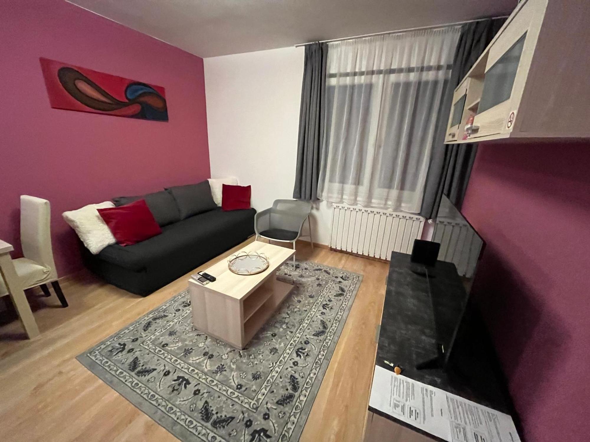 Corvin Pearl Deluxe Apartment Budapest Bagian luar foto